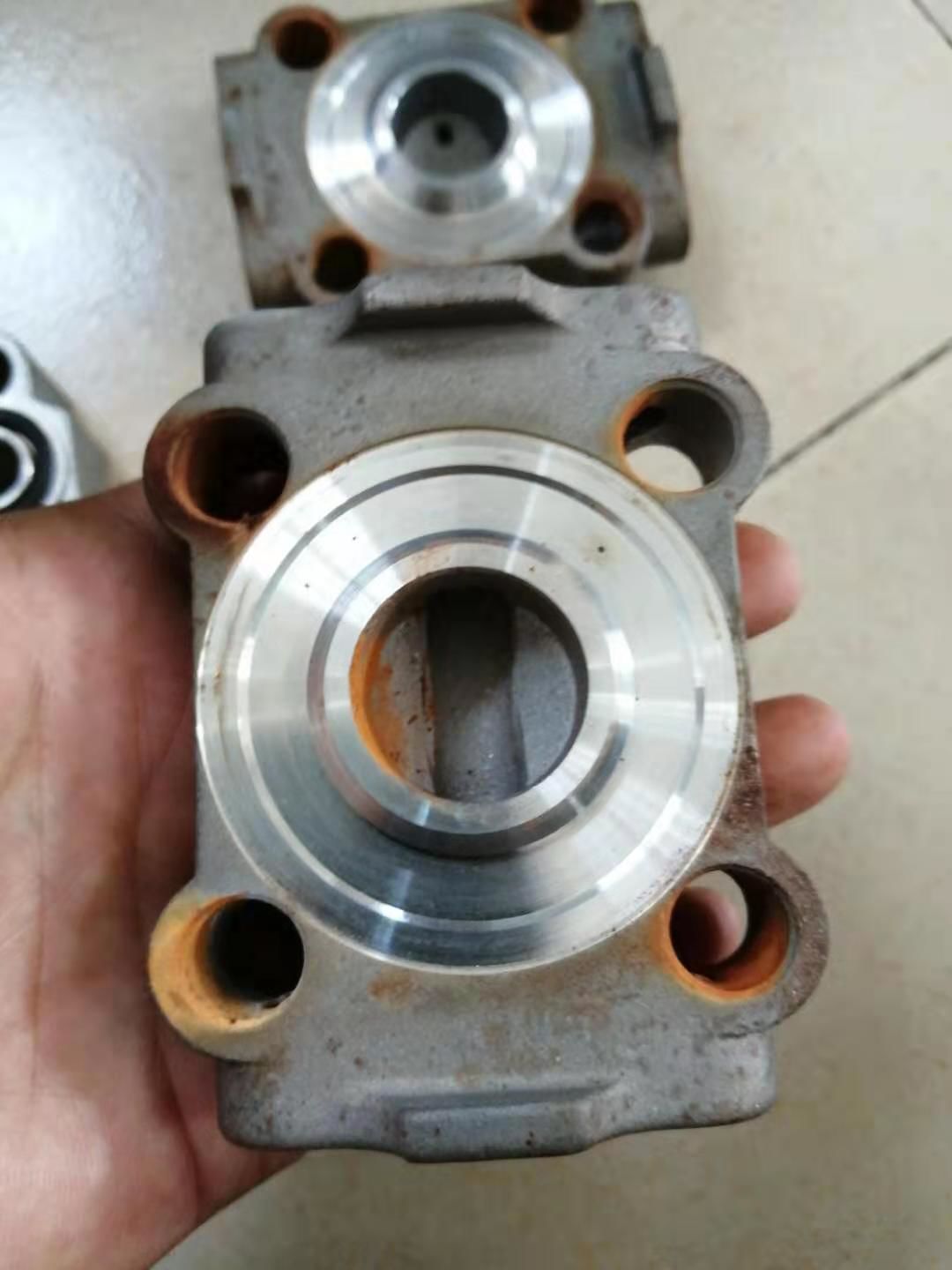 電容差壓午夜免费三级片拆卸查看內部結構